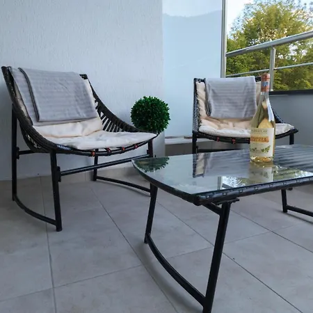 Relax View Ap With Private Parking