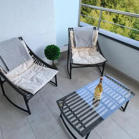 Relax View Ap With Private Parking Apartment