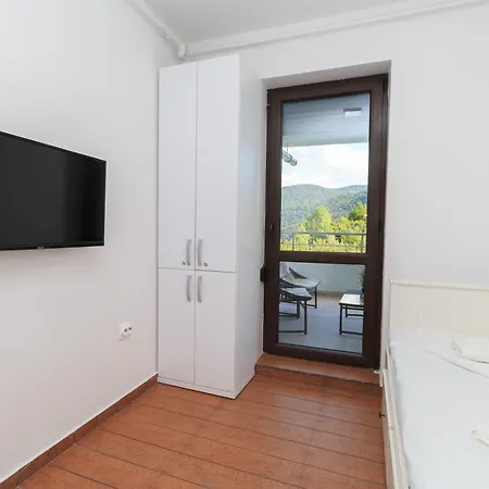 Relax View Ap With Private Parking *
